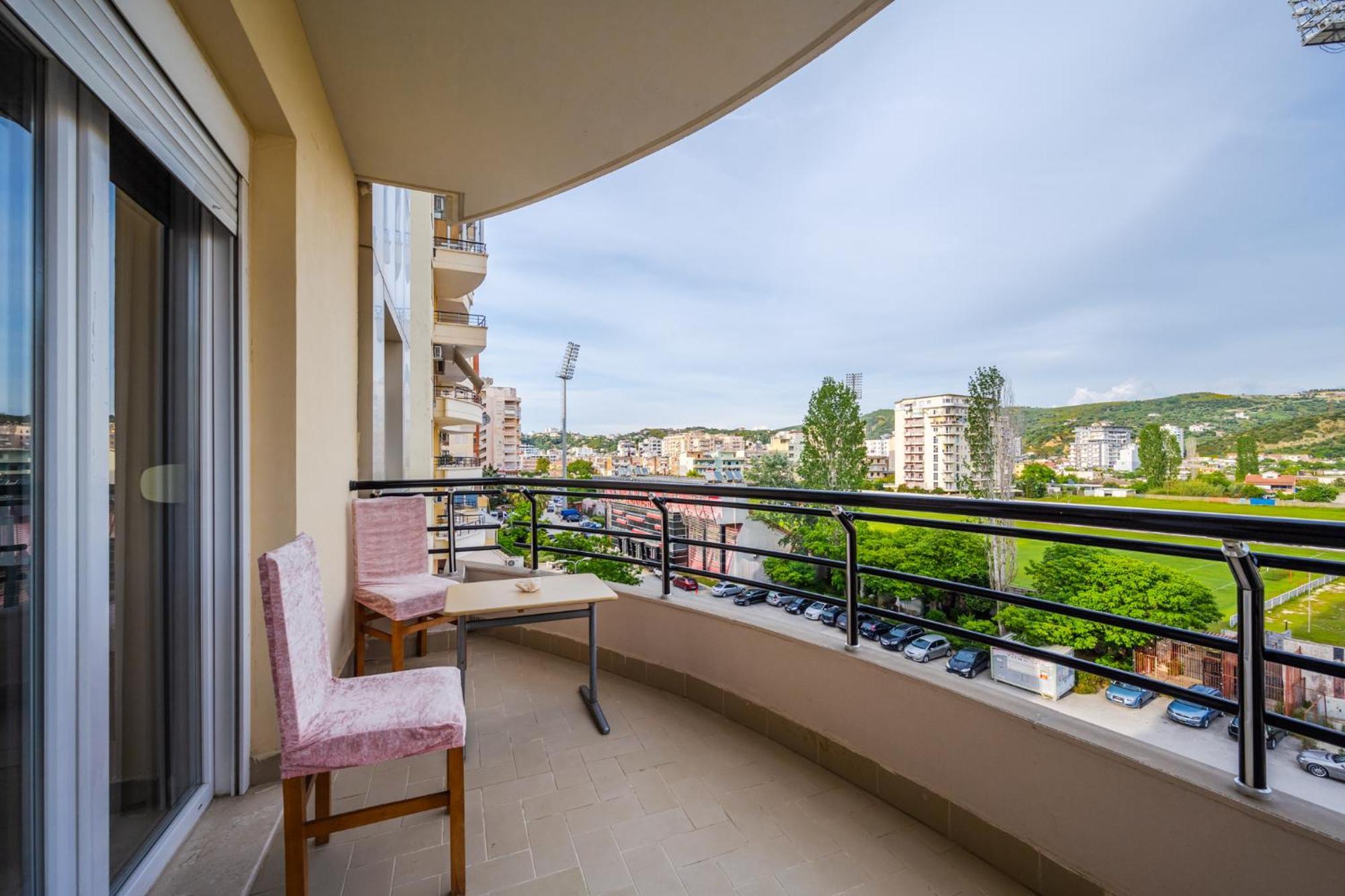 City Center Apartments By Kondo Stays Vlore Exterior photo