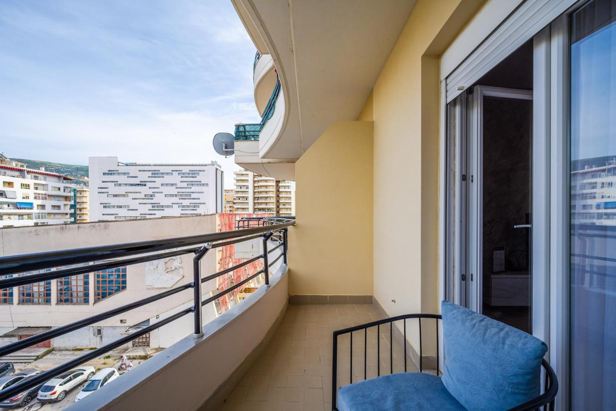City Center Apartments By Kondo Stays Vlore Exterior photo