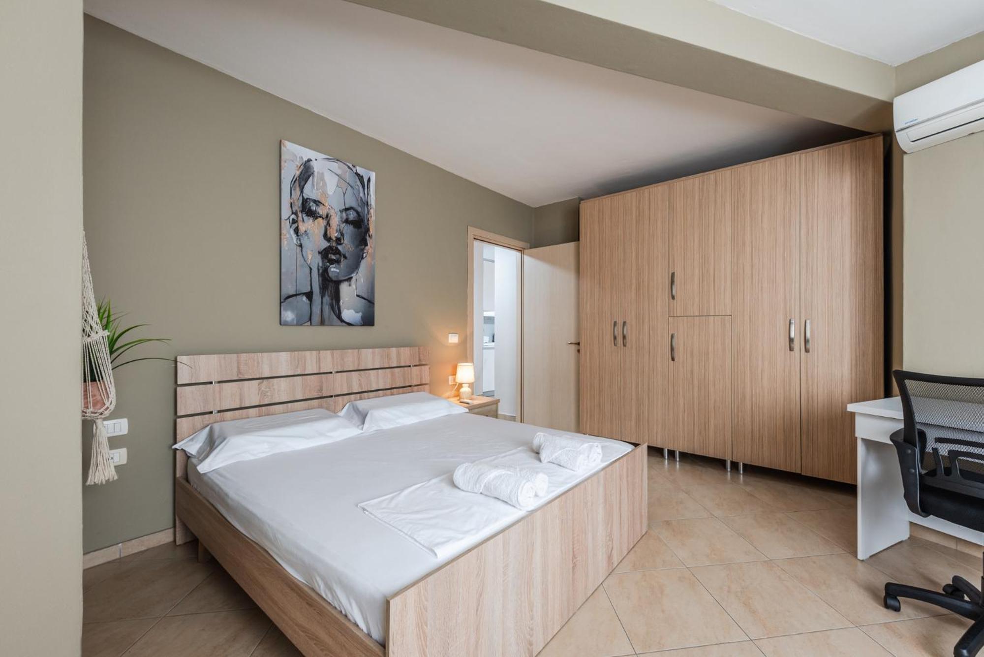 City Center Apartments By Kondo Stays Vlore Exterior photo